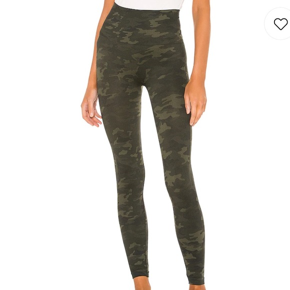 Spanx Look At Me Now camouflage Seamless leggings size small - Picture 2 of 6